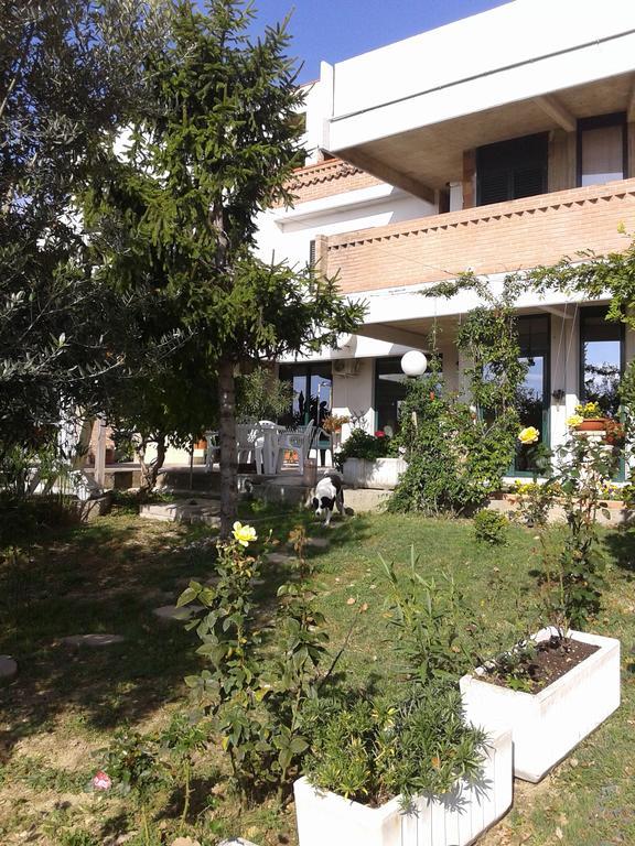 Villa Giuseppe Roseto Degli Abruzzi Ruang foto